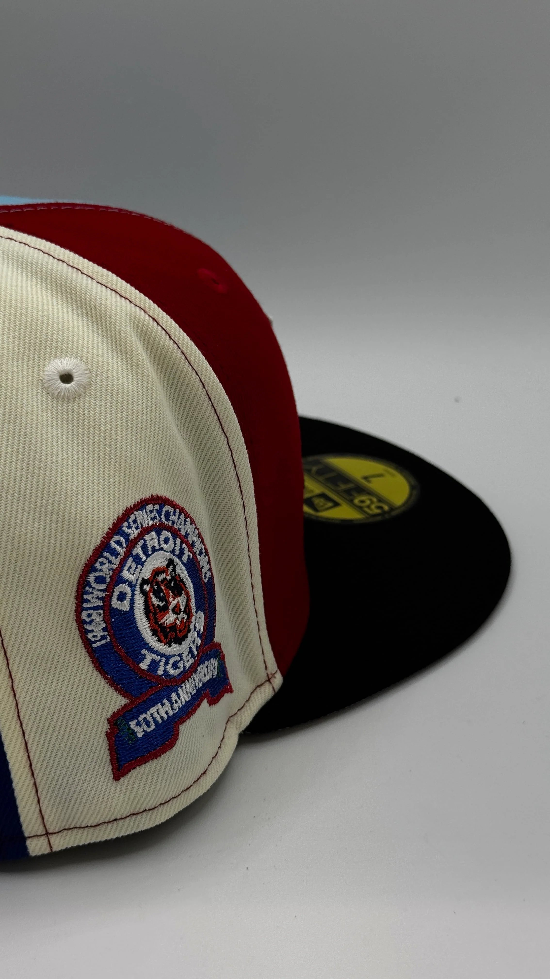 Adult Detroit Tigers Rose Custom Side Patch 59FIFTY Fitted Hat - Men's - Image 3