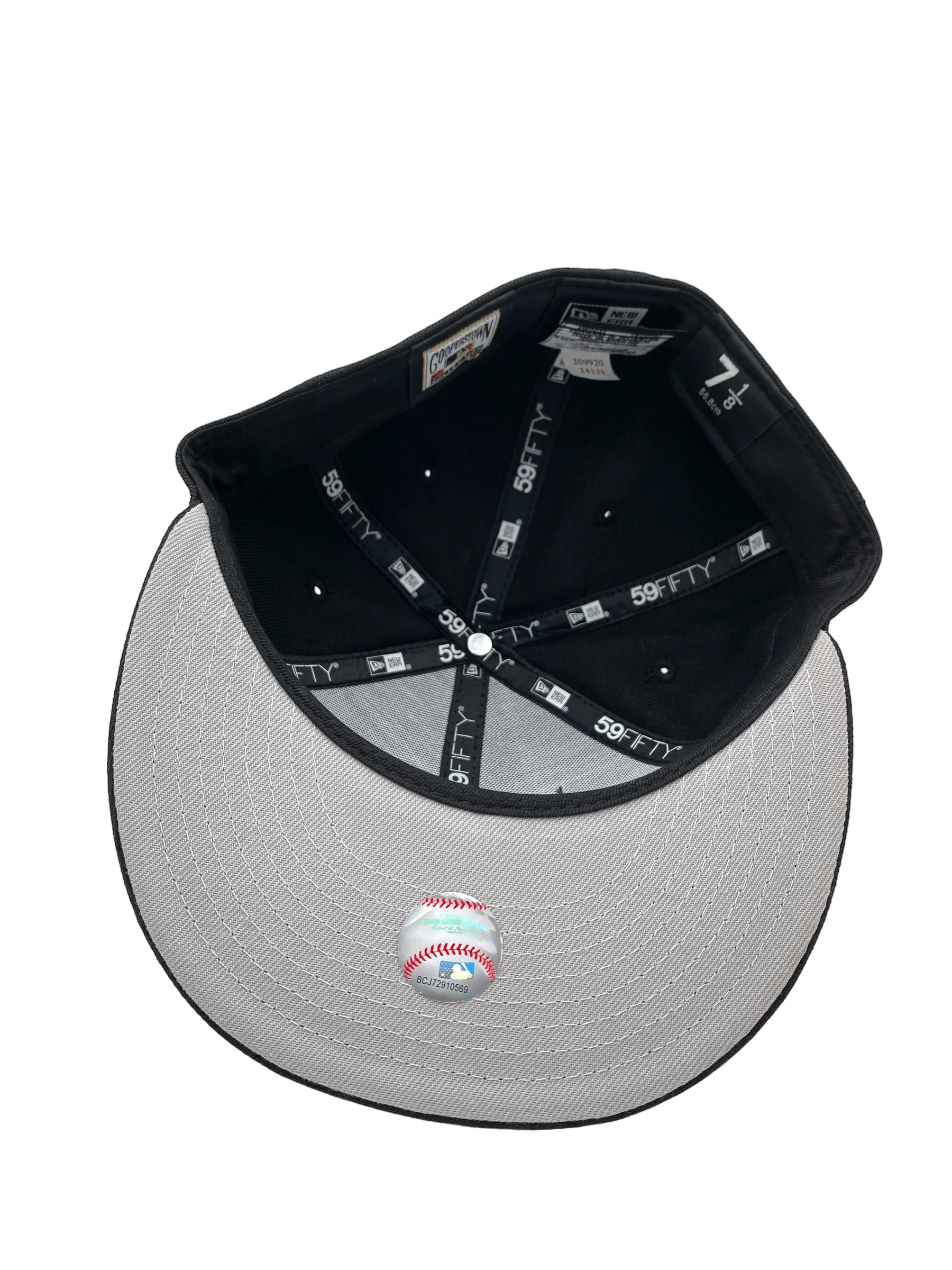 Adult San Diego Padres New Era Black/White Scripts 59FIFTY Fitted Hat - Men's - Image 2